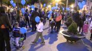 Il-volo-dei-palloncini-a-piazza-Duomo-per-ricordare-la-giornata-mondiale-dellAutismo