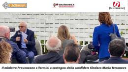Il-ministro-Provenzano-a-Termini-a-sostegno-della-candidata-Sindaco-Maria-Terranova